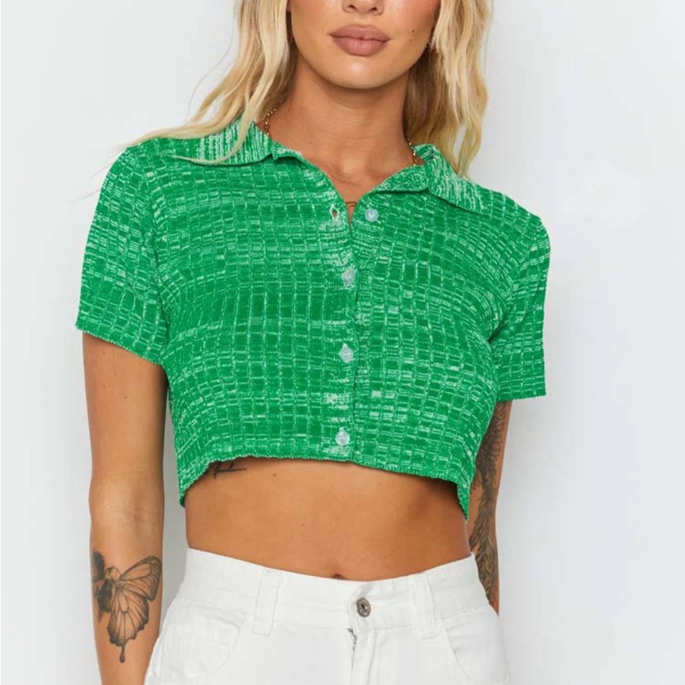 Beginning Boutique Vibrant Green Cropped Tee